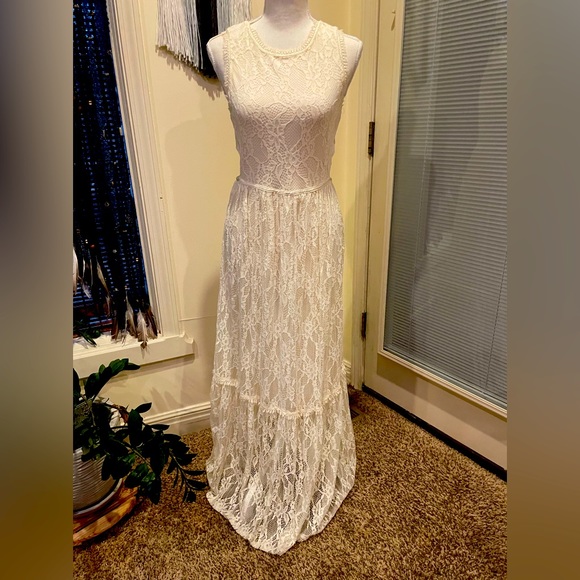 Willow & Clay | Dresses | Cream Lace Dress | Poshmark